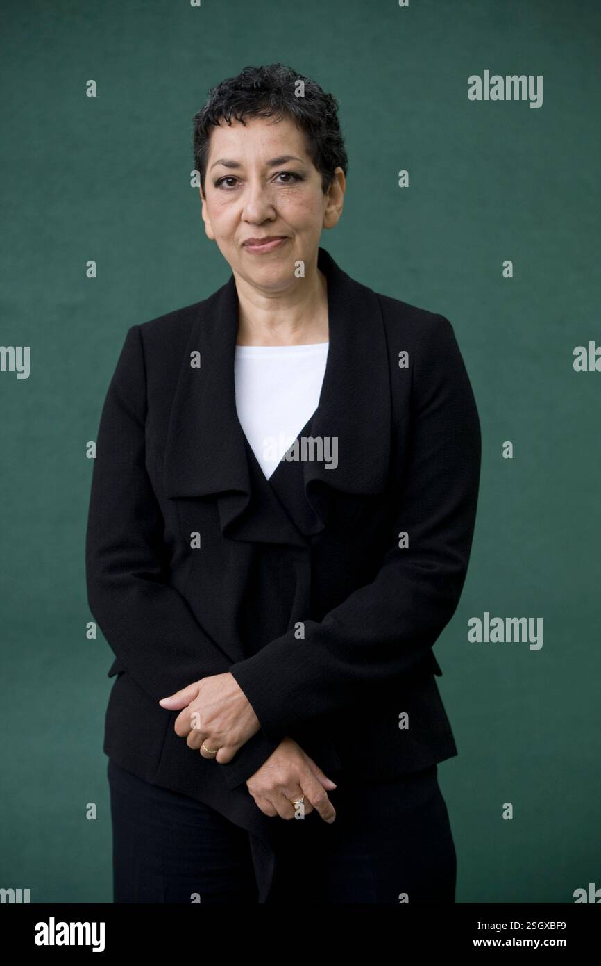 Andrea Levy, candidata al premio Booker, nella foto al Festival Internazionale del libro di Edimburgo, dove ha parlato del suo nuovo libro intitolato "The Long Song". L'evento di tre settimane è il più grande festival letterario del mondo e si tiene durante l'annuale Festival di Edimburgo. L'evento del 2010 ha visto la partecipazione di oltre 500 autori provenienti da tutto il mondo. Foto Stock