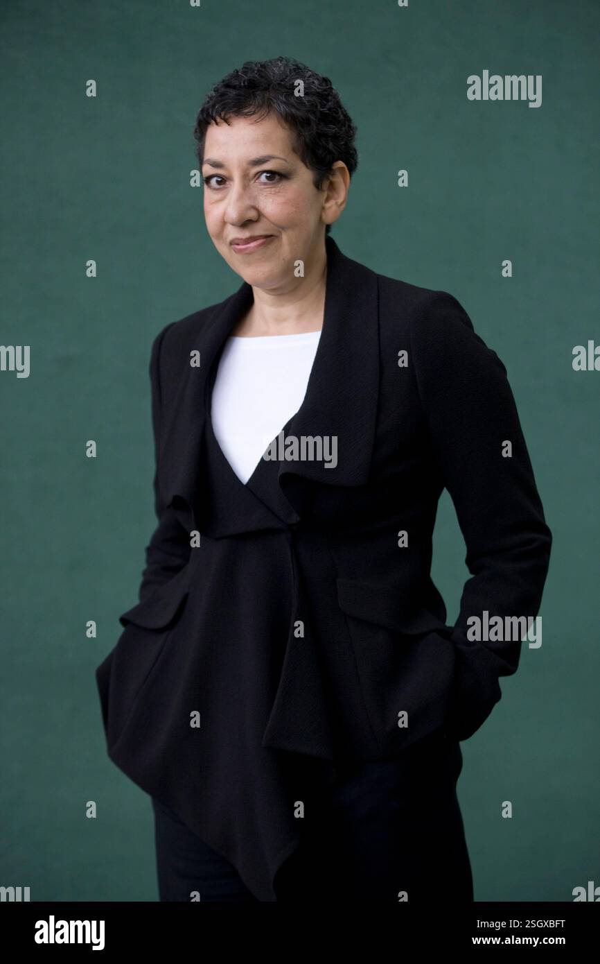 Andrea Levy, candidata al premio Booker, nella foto al Festival Internazionale del libro di Edimburgo, dove ha parlato del suo nuovo libro intitolato "The Long Song". L'evento di tre settimane è il più grande festival letterario del mondo e si tiene durante l'annuale Festival di Edimburgo. L'evento del 2010 ha visto la partecipazione di oltre 500 autori provenienti da tutto il mondo. Foto Stock