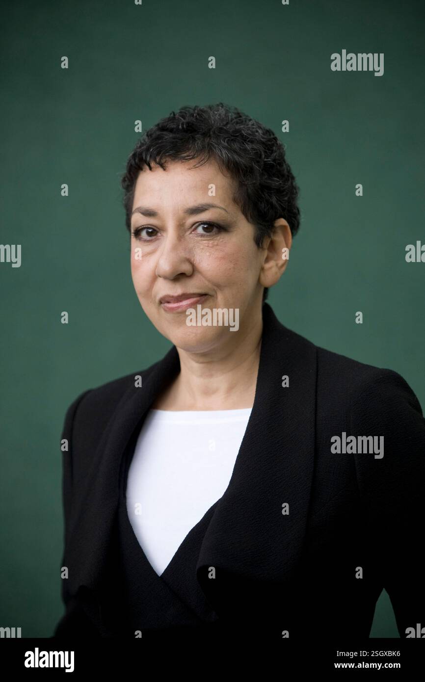 Andrea Levy, candidata al premio Booker, nella foto al Festival Internazionale del libro di Edimburgo, dove ha parlato del suo nuovo libro intitolato "The Long Song". L'evento di tre settimane è il più grande festival letterario del mondo e si tiene durante l'annuale Festival di Edimburgo. L'evento del 2010 ha visto la partecipazione di oltre 500 autori provenienti da tutto il mondo. Foto Stock