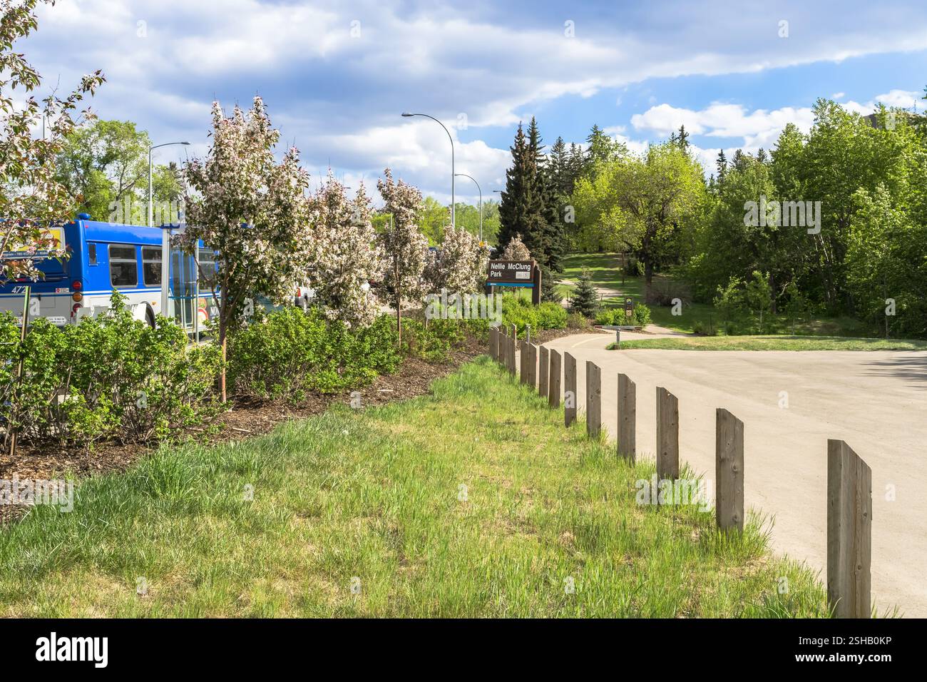 Ingresso al centro città e alla valle del fiume Nellie McClung Park, Edmonton, Alberta Foto Stock