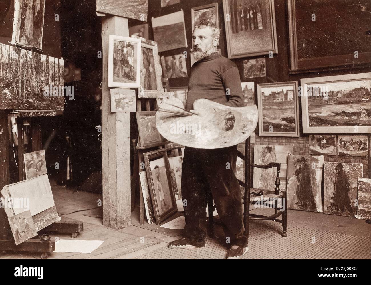 Henri Martin. Fotografia ritratto del pittore post-impressionista francese Henri-Jean Guillaume Martin (1860-1943) nel suo studio di Dornac, 1887-1917 Foto Stock