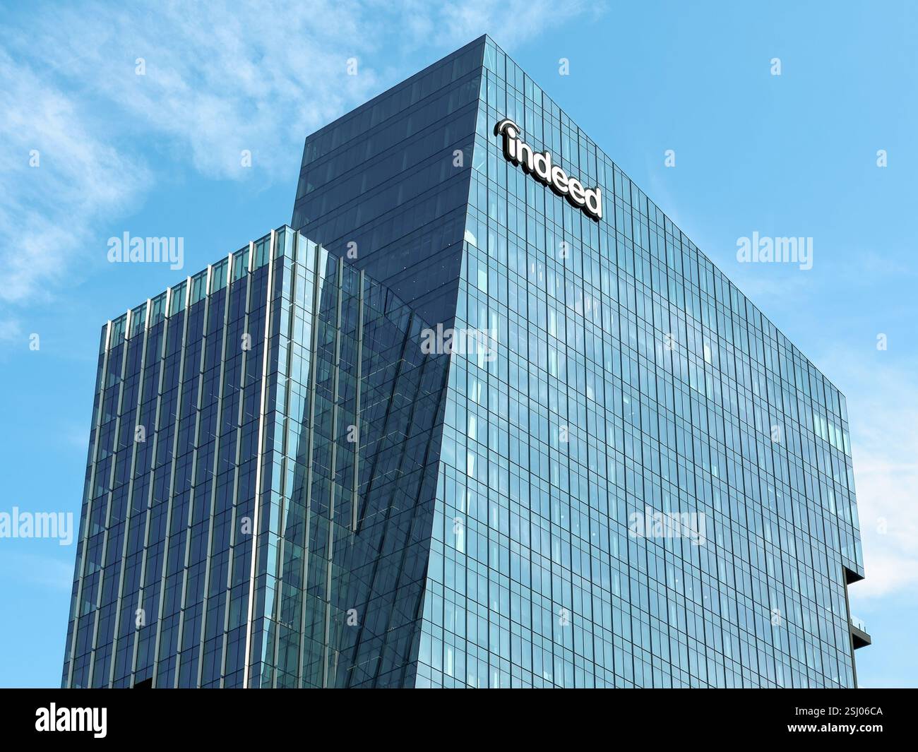 In effetti, la sede centrale dell'azienda è ad Austin, Texas, Stati Uniti. In effetti è un sito web americano per l'impiego in tutto il mondo per l'inserimento di offerte di lavoro e per il motore di ricerca di posti di lavoro. - Immagine stock catturata con smartphone