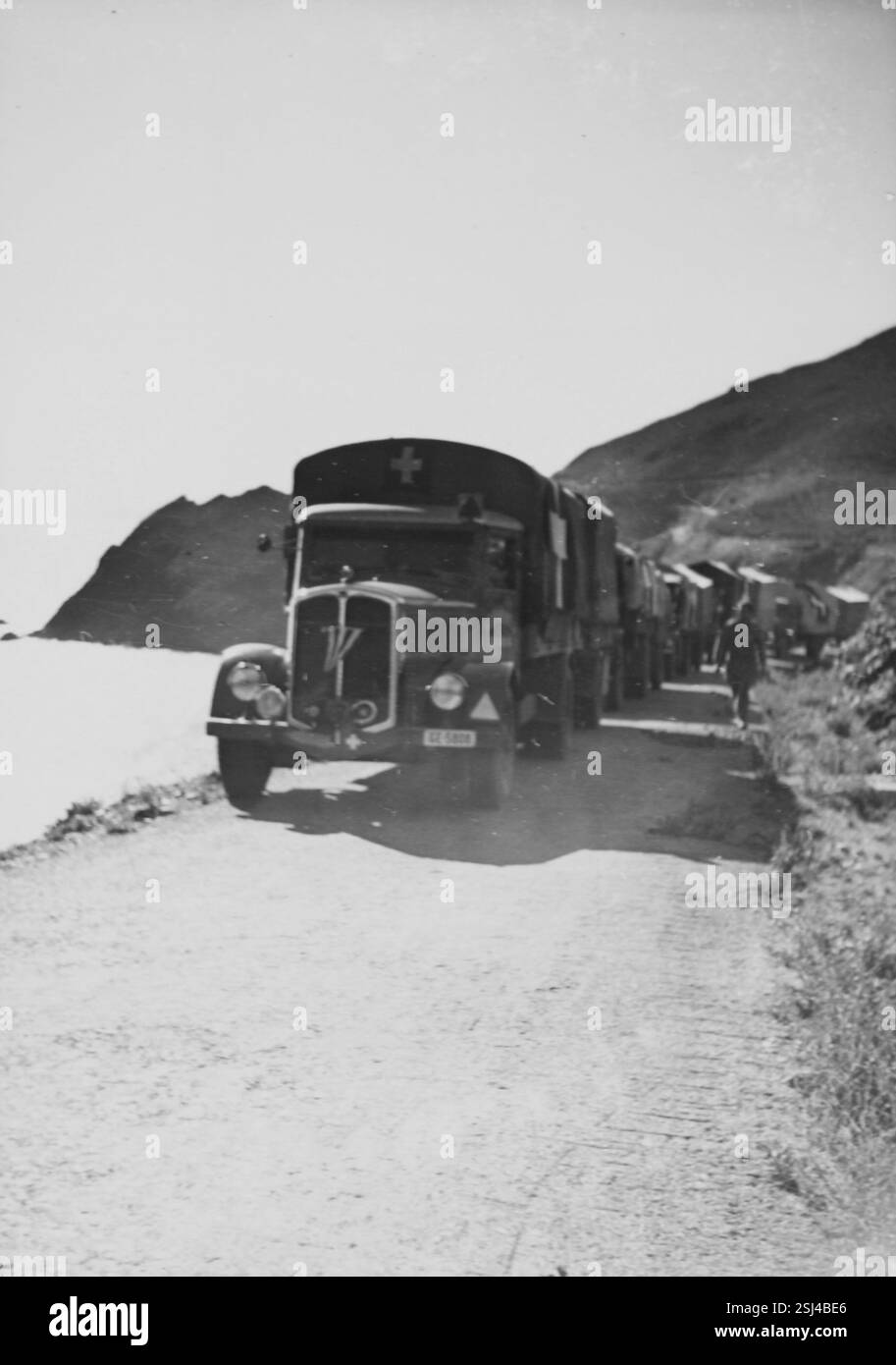 --- Lastwagentransit Schweiz-Spanien-Schweiz; 1944#camion in transito dalla Svizzera alla Spagna e ritorno; 1944 Foto Stock