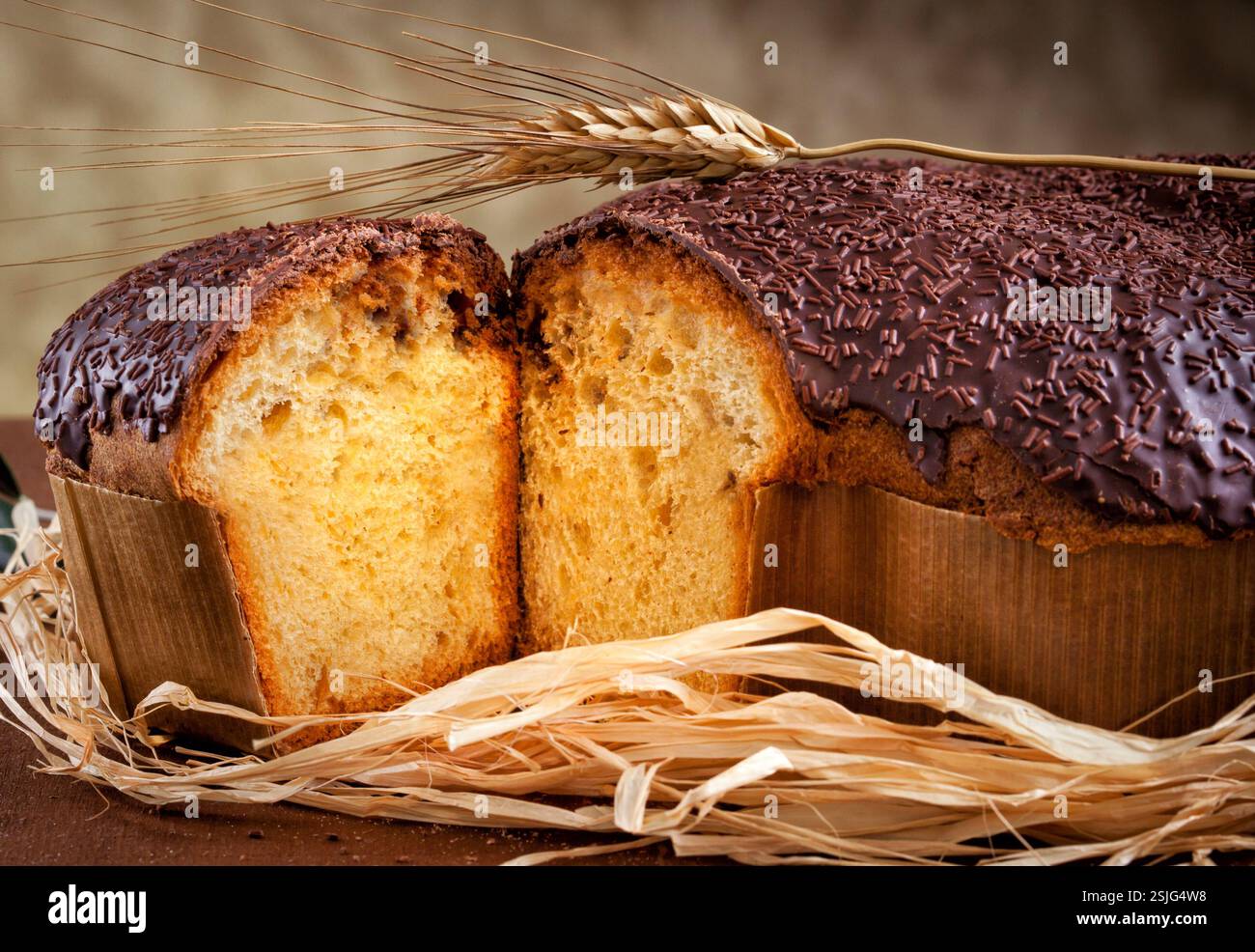 Colomba pasquale un tipico italiano torta orientale Foto Stock