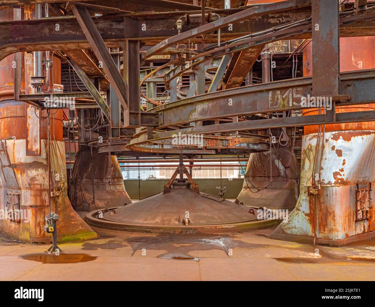 Palco spray, sito Patrimonio dell'Umanità Völklingen Ironworks, Völklingen, Saar, Saar Valley, Saarland, Germania Foto Stock Palco spray, sito Patrimonio dell'Umanità Völklingen Ironworks, Völklingen, Saar, Saar Valley, Saarland, Germania Foto Stock