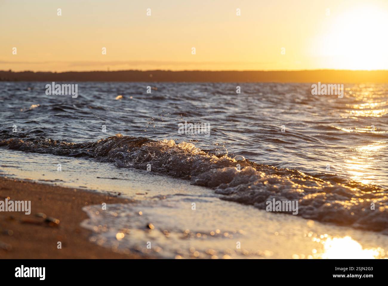Valle di sorgente, Glücksburg, acqua, onde e spiaggia Foto Stock