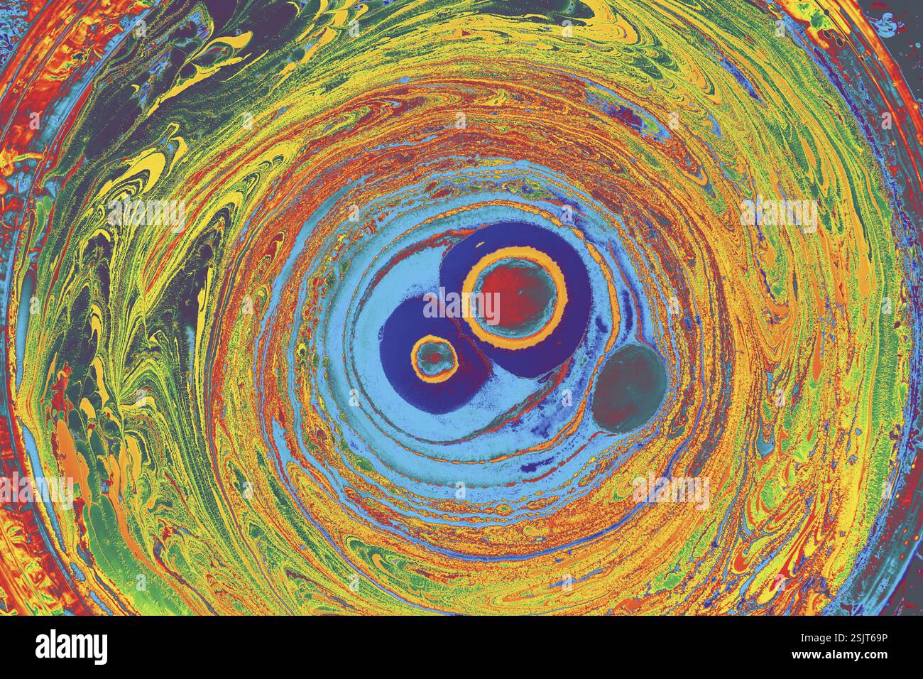 Bella arte astratta di tecniche di pittura di marbling Ebru sull'acqua con vernici acriliche Foto Stock