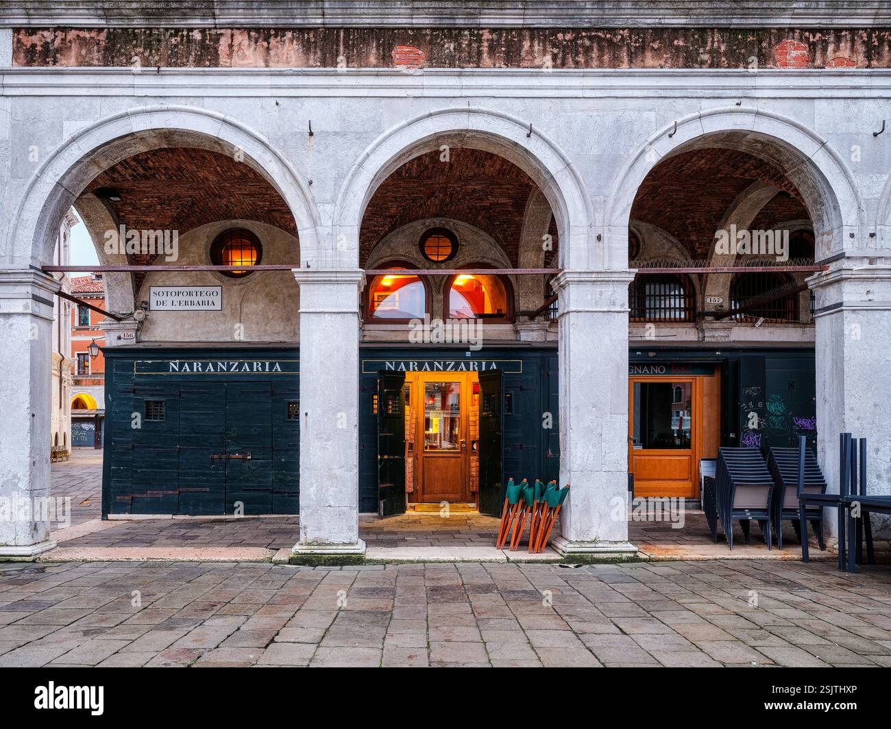 Vicoli vicino a Rialto, Venezia, Italia Foto Stock