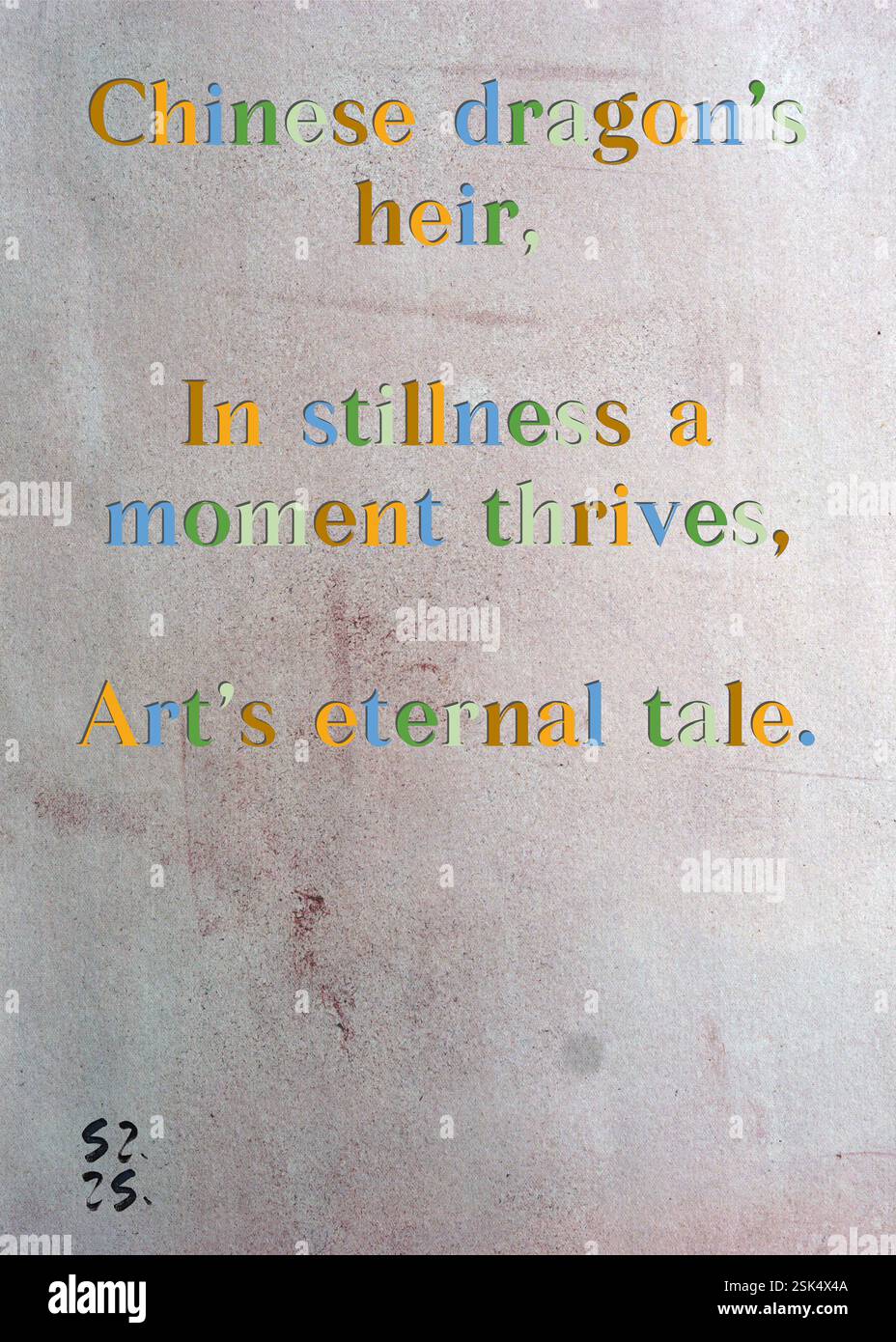 Erede del drago cinese, in quiete prospera un momento, la storia eterna dell'arte. Bartholomew Hawke's Silver Writers' Guild. Arte di Zsuzsa Szikra. Poetry Art Print, Triplumes è una forma poetica unica ispirata al tradizionale haiku, composta da tre righe che catturano momenti di chiarezza, emozione e approfondimento. Nella nostra collezione abbracciamo la libertà del linguaggio, dove la fusione delle parole e la rimozione dei trattini è più di una scelta stilistica: È un modo per trasmettere unità e vicinanza tra le idee, creando un'espressione fluida e compatta che risuona con i ritmi della vita moderna. Foto Stock