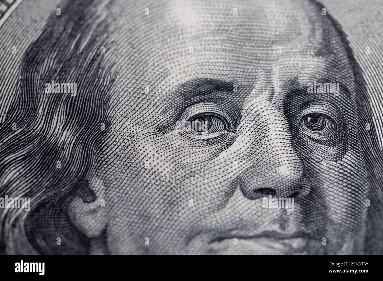 Banconote americane da cento dollari in contanti da chiudere, autentico denaro americano da vicino con i dettagli del conto Foto Stock