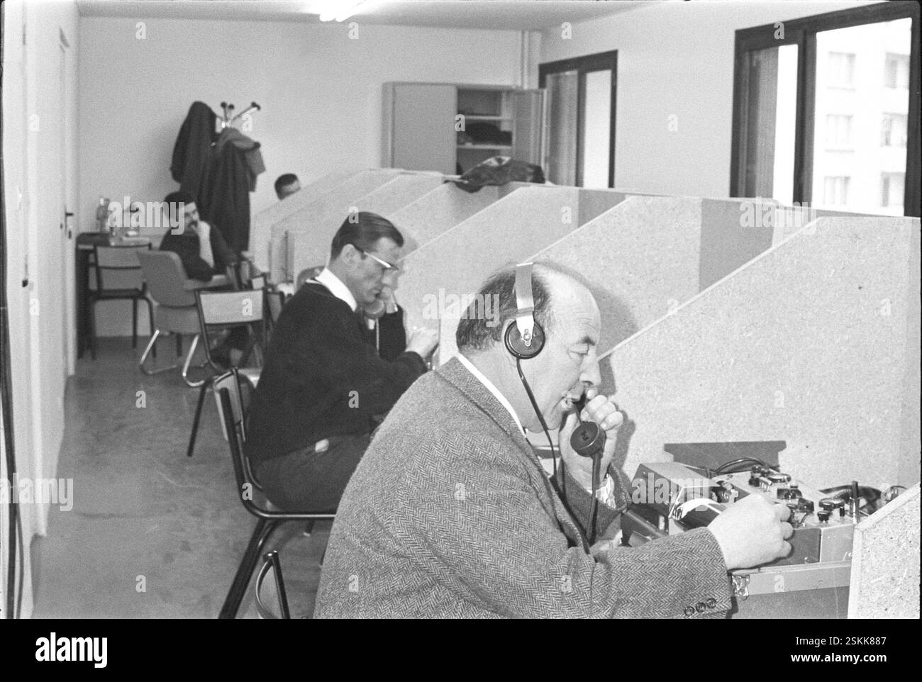 --- Olympische Spiele a Grenoble 1968: Pressezentrum#Giochi Olimpici a Grenoble 1968: Centro stampa Foto Stock