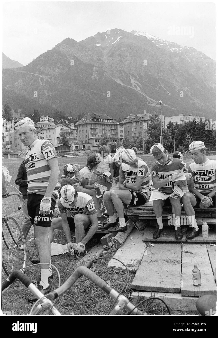 --- Tour de Suisse 1971, 4. Tag#Tour de Suisse 1971, 4° giorno - RDB BY DUKAS Foto Stock