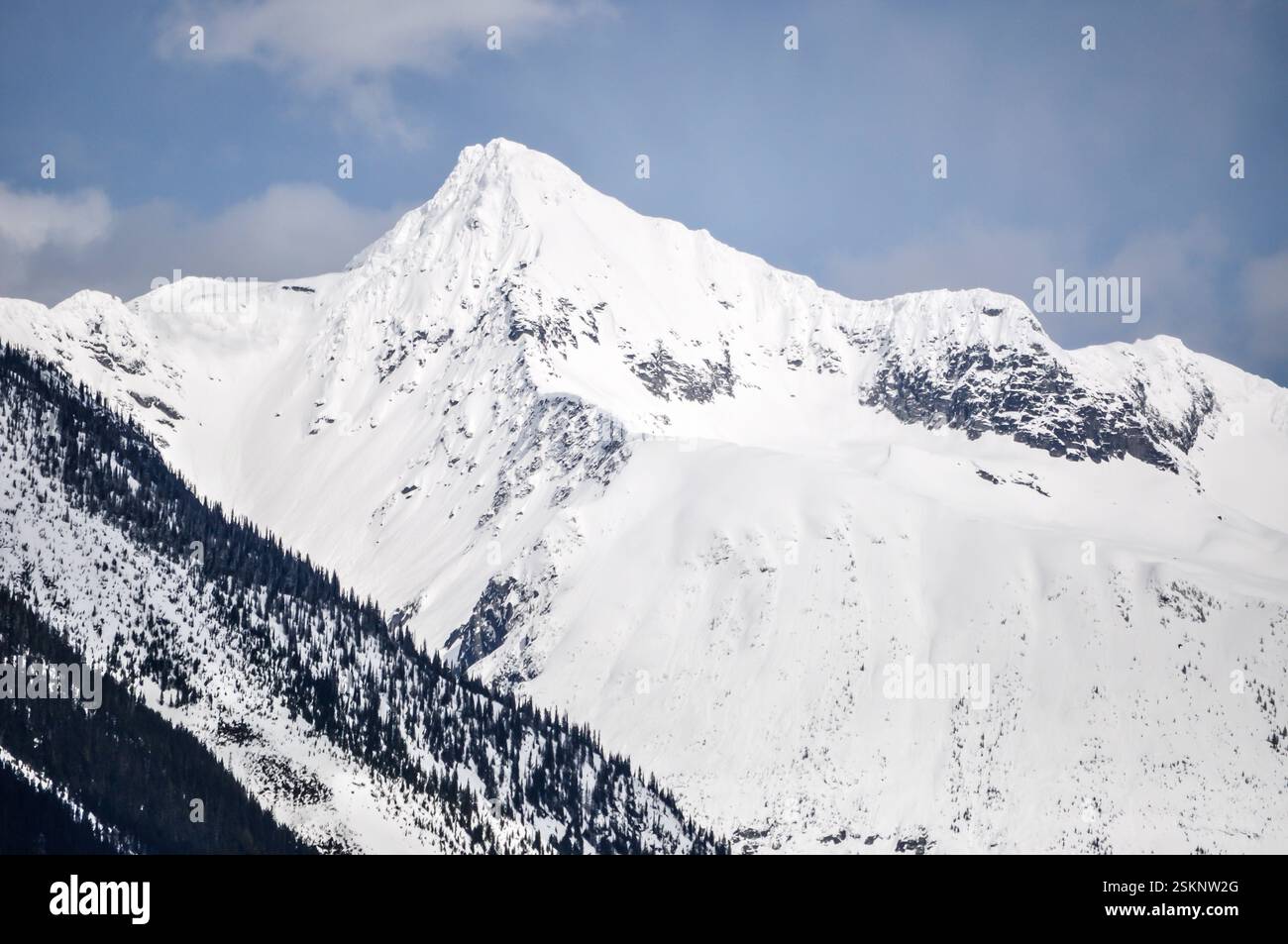 Snow Covered Mountain Landscape, British Columbia, Canada Foto Stock
