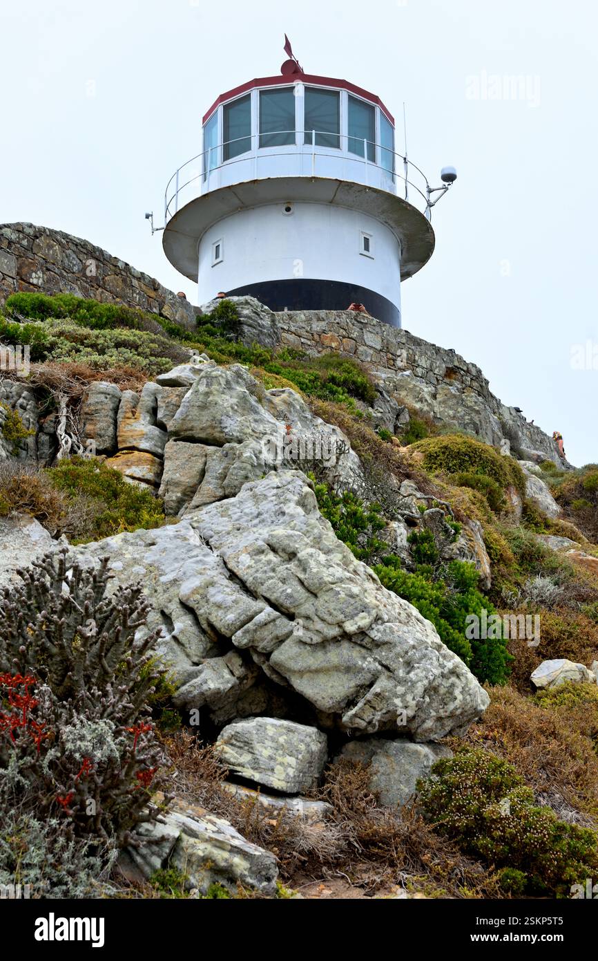 Faro presso la riserva naturale del Capo di buona speranza, il punto più a sud-ovest del continente africano vicino a città del Capo, Sudafrica, RSA, Repubblica Foto Stock