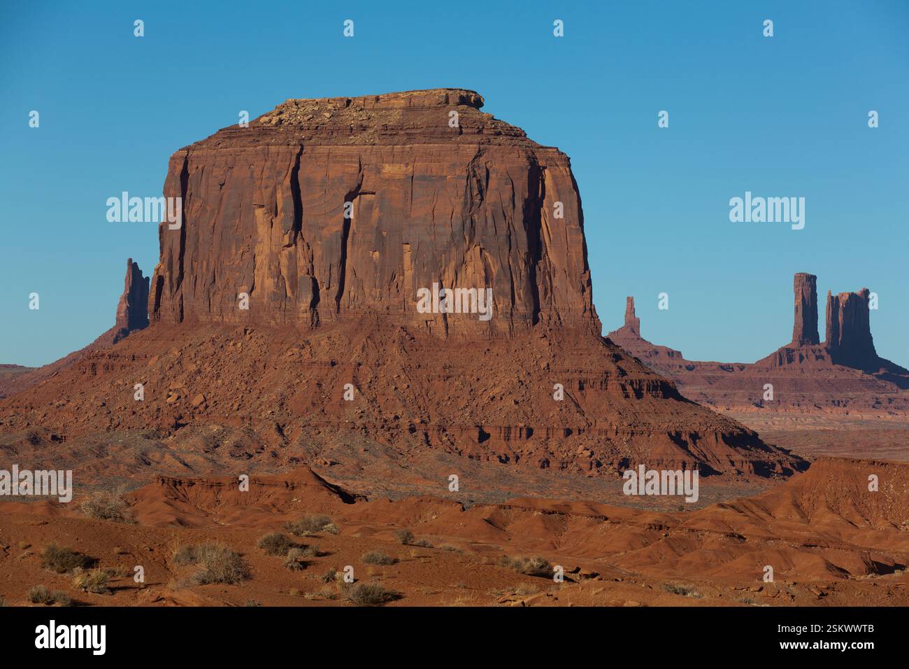 Merrick Butte, il parco tribale Navajo Monument Valley, Utah, Stati Uniti d'America Foto Stock