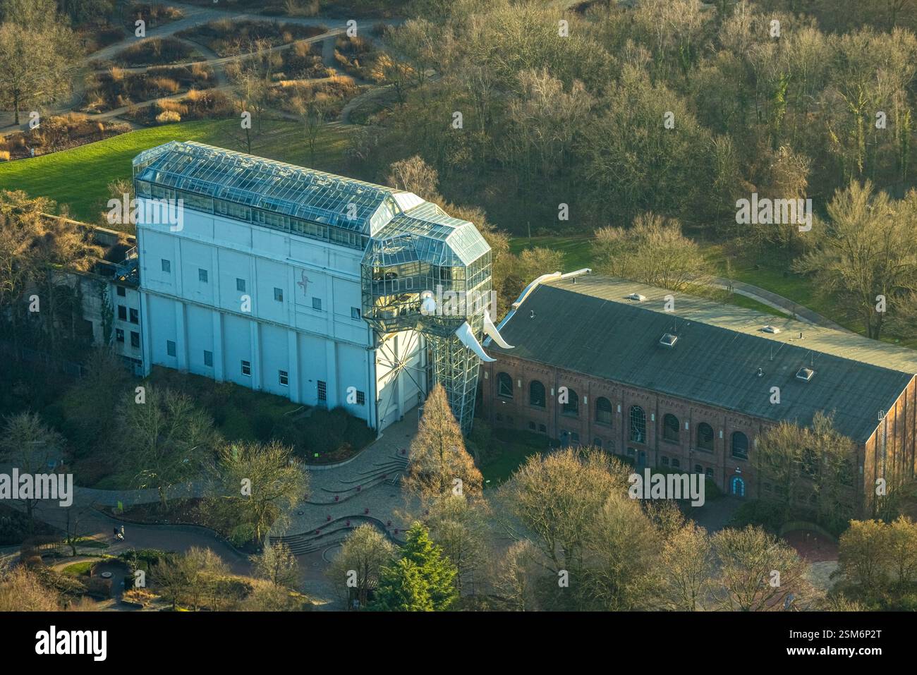 Vista aerea, elefante di vetro nel parco divertimenti Maximilianpark, Uentrop, Hamm, regione della Ruhr, Renania settentrionale-Vestfalia, Germania Foto Stock