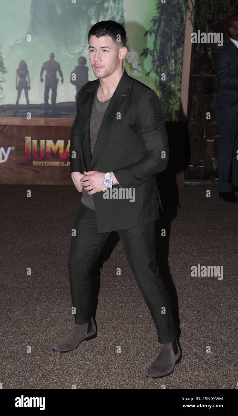 Nick Jonas arriva alla prima di "Jumanji: Welcome to the Jungle" della Columbia Pictures l'11 dicembre 2017 a Los Angeles, California Foto Stock