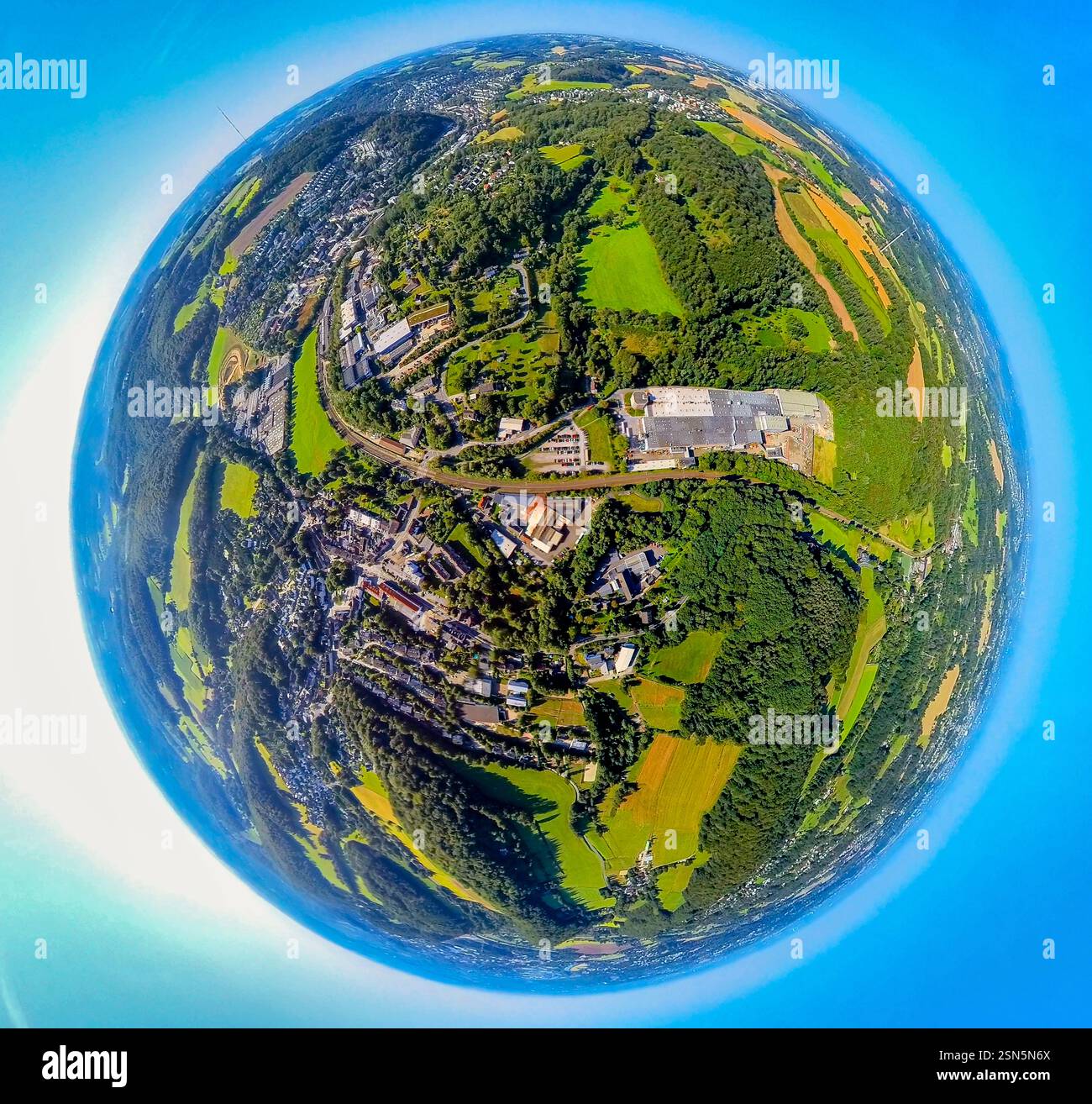 Vista aerea, vista locale di Nierenhof, Bonsfelder Straße e binari ferroviari, area di costruzione Fellerstraße, globo terrestre, immagine fisheye, immagine a 360 gradi, ti Foto Stock