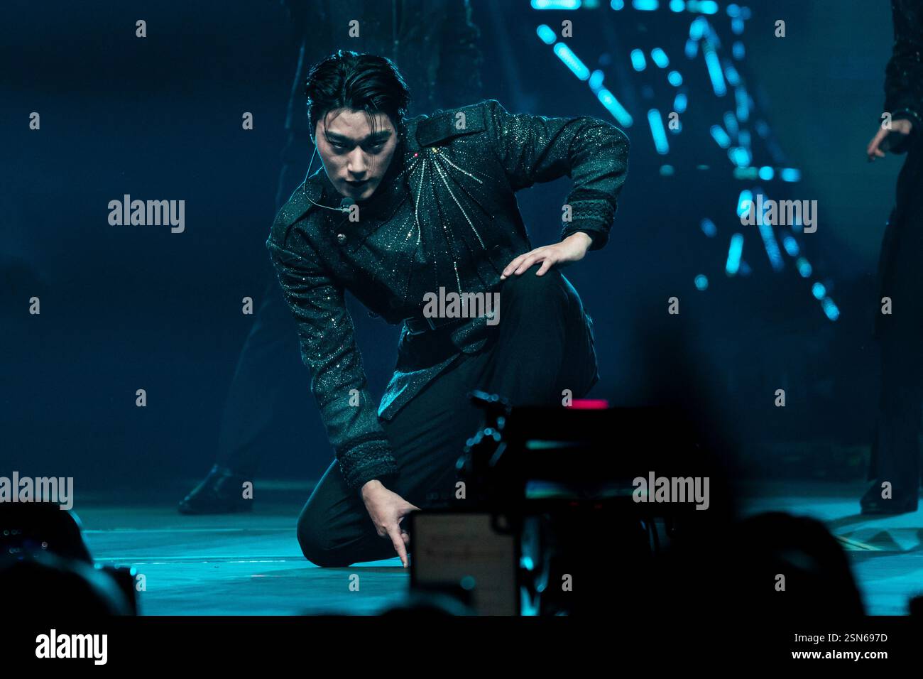 Milano, Italia. 20 gennaio 2025. Il boy Group K-Pop ATEEZ si esibisce all'Unipol Forum per il loro Towards the Light: Will to Power 2025 Europe Tour Foto Stock