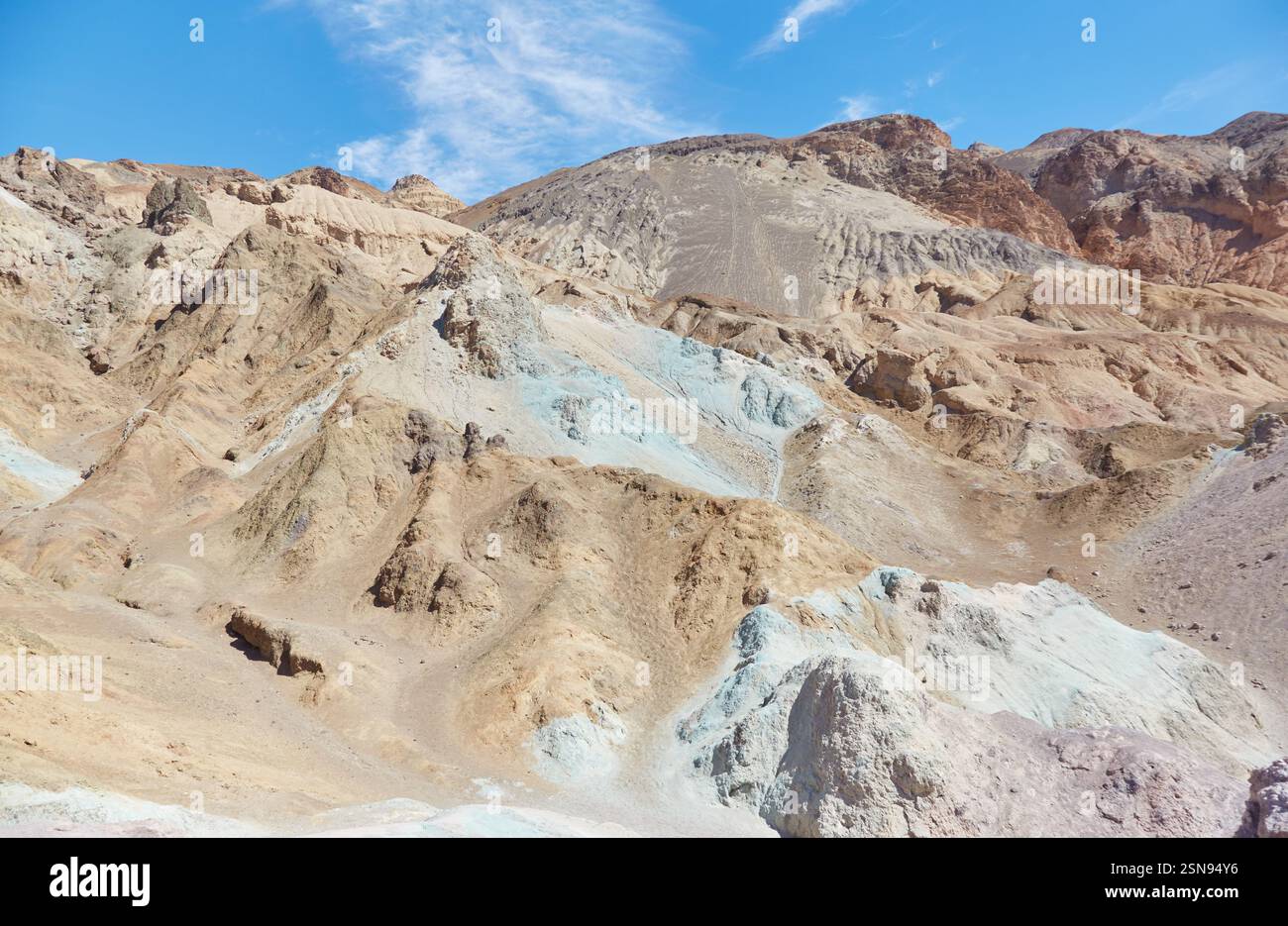 Il Death Valley National Park della California è il luogo più caldo e arido della terra e ospita anche il punto più basso dell'emisfero occidentale. Foto Stock