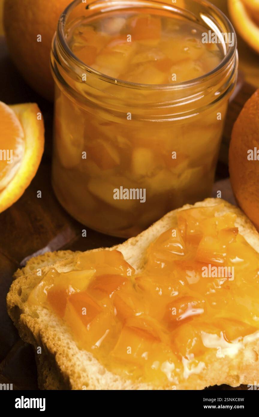 Marmellata d'arancia fatta in casa, lodz, polonia Foto Stock