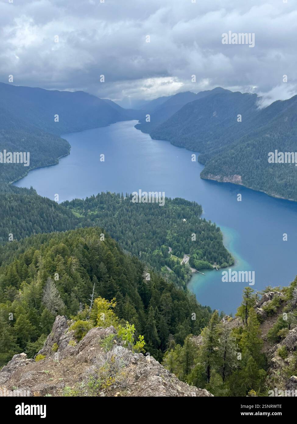 Vista dal monte Storm King | Washington - Immagine stock catturata con smartphone