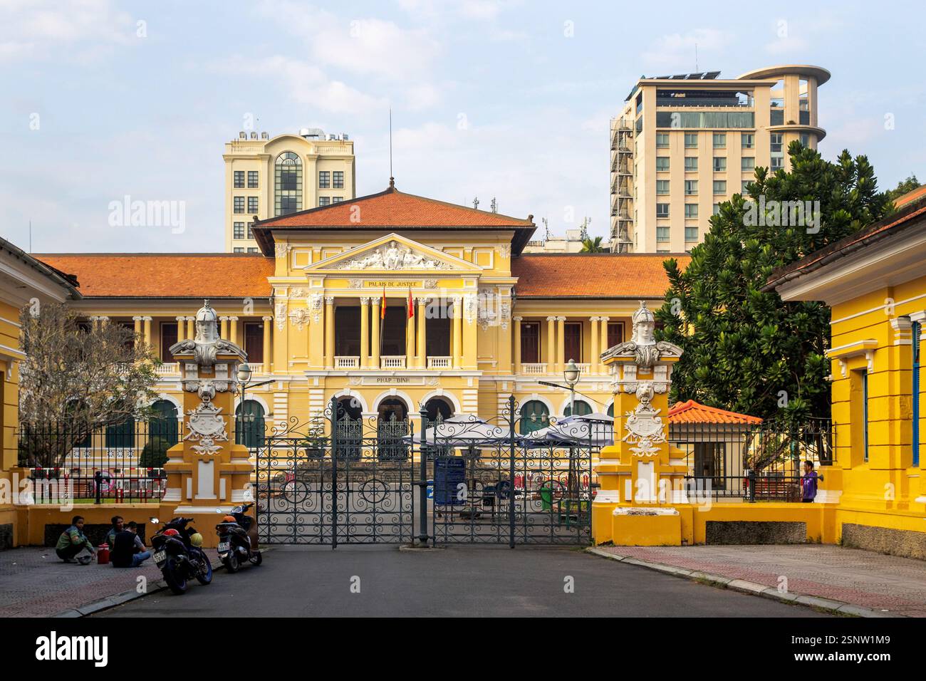 Palais du Justice, ho chi Minh - Saigon, Vietnam, domenica 10 novembre 2024. Foto: David Rowland / One-Image.com Foto Stock
