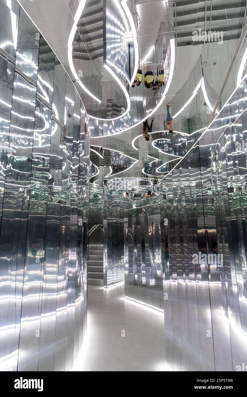 Installazione artistica immersiva "Forest of Us" di es Devlin, Superblue Miami, Miami, Florida, USA Foto Stock