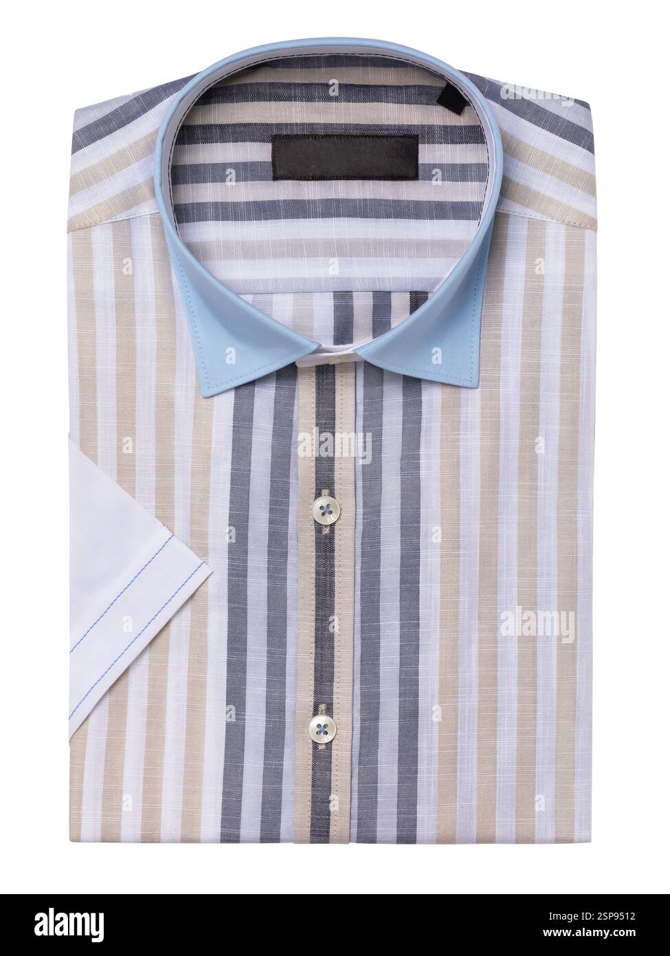 Camicia colorata in lino a righe con maniche corte isolata su sfondo bianco, vista dall'alto Foto Stock