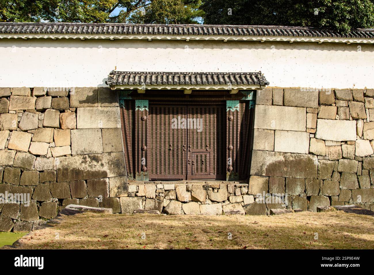 Antica residenza giapponese Tokugawa Shogun del castello Nijo nella città di Kyoto, Giappone, il 12 novembre 2017 Foto Stock