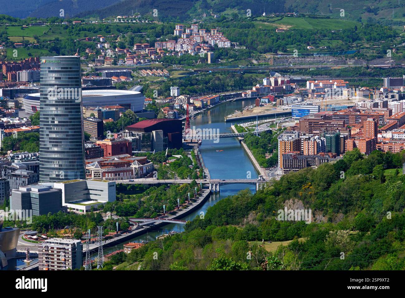 Vista panoramica della città di Bilbao dalla cima del Monte Artxanda Foto Stock