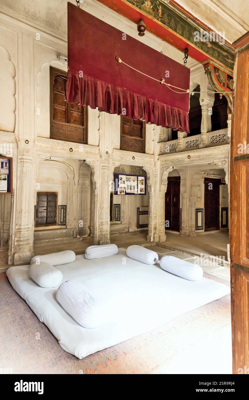 Sala da disegno, Morarka Haveli Museum, Nawalgarh, Shekhawati, Rajasthan, India, Asia Foto Stock