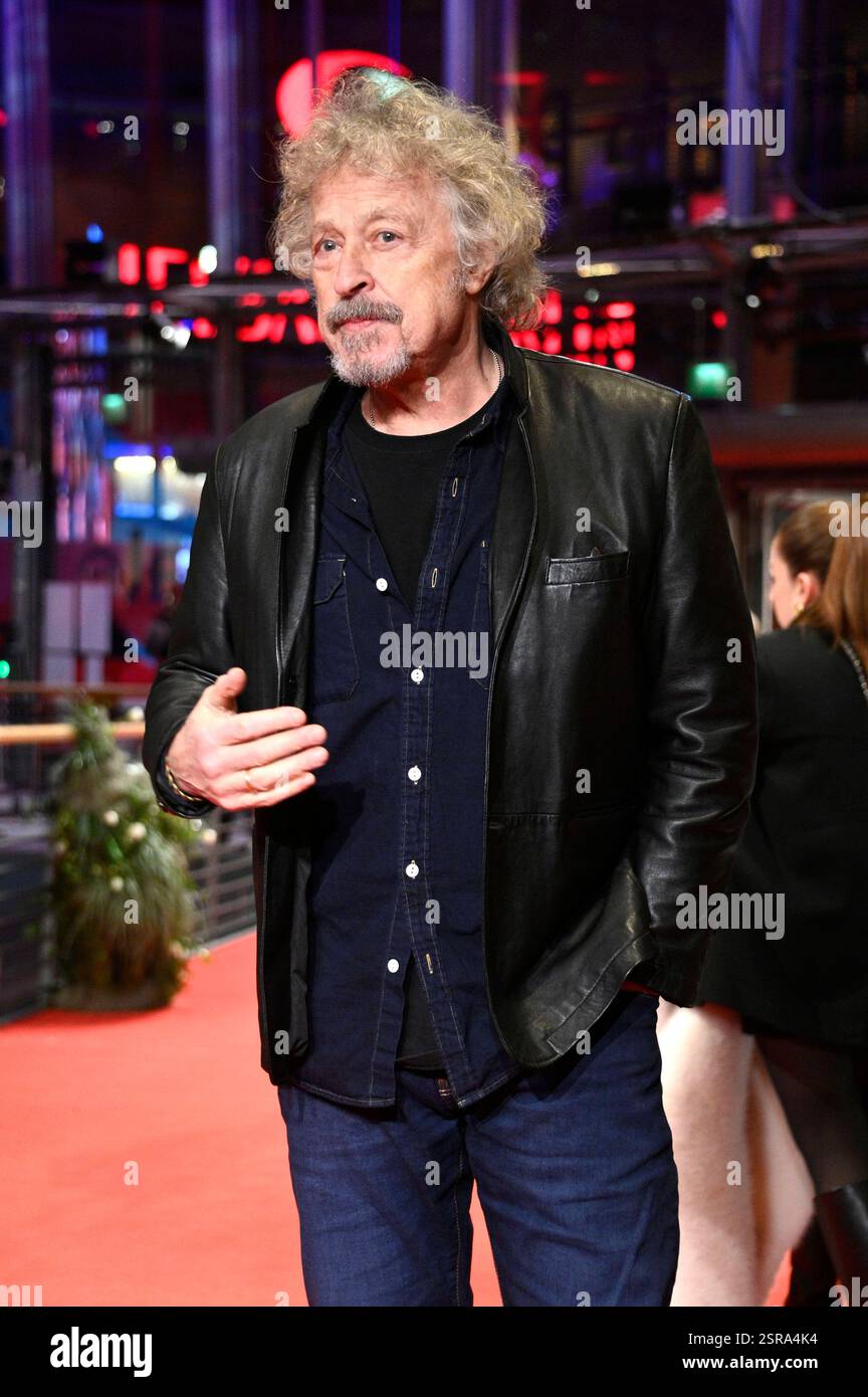 Wolfgang Niedecken bei der Premiere des Kinofilms Like A complete Unknown auf der Berlinale 2025 / 75. Internationale Filmfestspiele Berlin im Berlinale Palast. Berlino, 14.02.2025 *** Wolfgang Niedecken alla prima del lungometraggio Like A complete Unknown al Berlinale 2025 75 Berlin International Film Festival al Berlinale Palast Berlin, 14 02 2025 foto:Xn.xKubelkax/xFuturexImagex unknown_prem_5402 Foto Stock