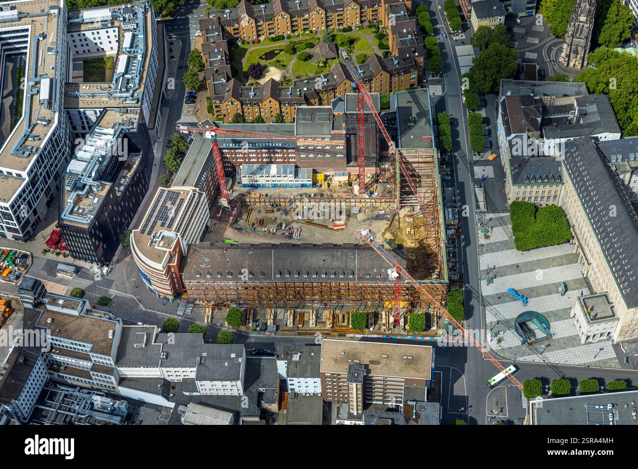 Vista aerea, cantiere e ristrutturazione del municipio sud, complesso residenziale Am Schlegelturm, Gleisdreieck, Bochum, regione della Ruhr, Renania settentrionale-Vestfalia Foto Stock