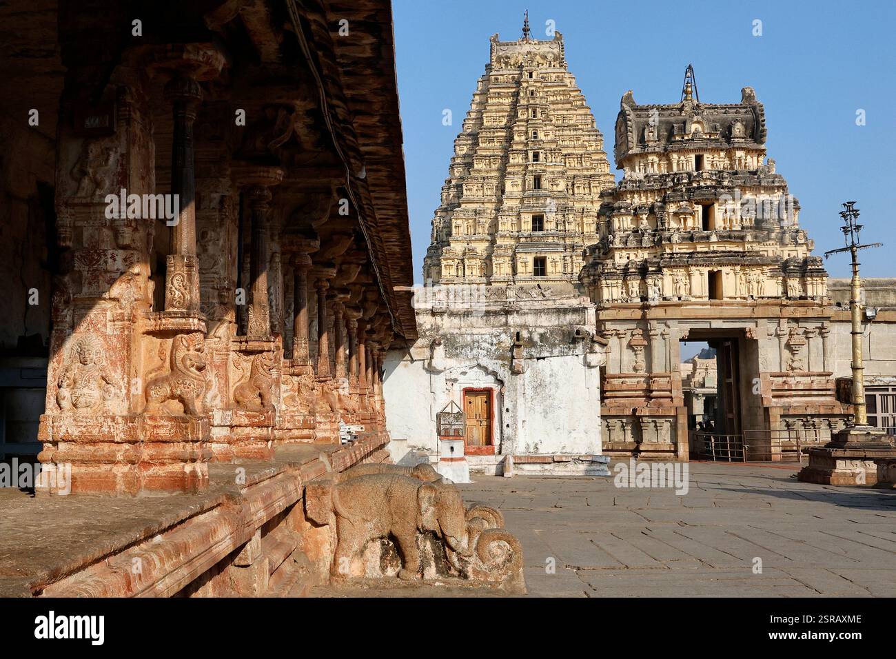 Tempio Virupaksha in Hampi, Karnataka, India Foto Stock