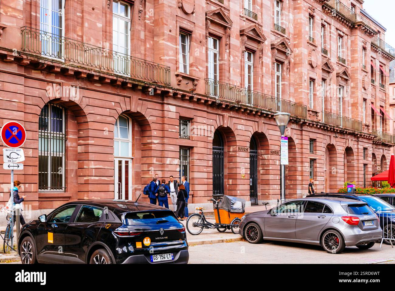 Edificio Bourse. Costruito per ospitare la borsa valori, è attualmente un edificio municipale multi-attività. Strasburgo, Bas-Rhin, Grand Est, Francia, Euro Foto Stock