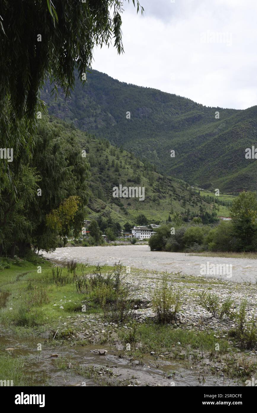 Mo Chhu river, Gasa Dzongkhag, Bhutan, Asia Foto Stock