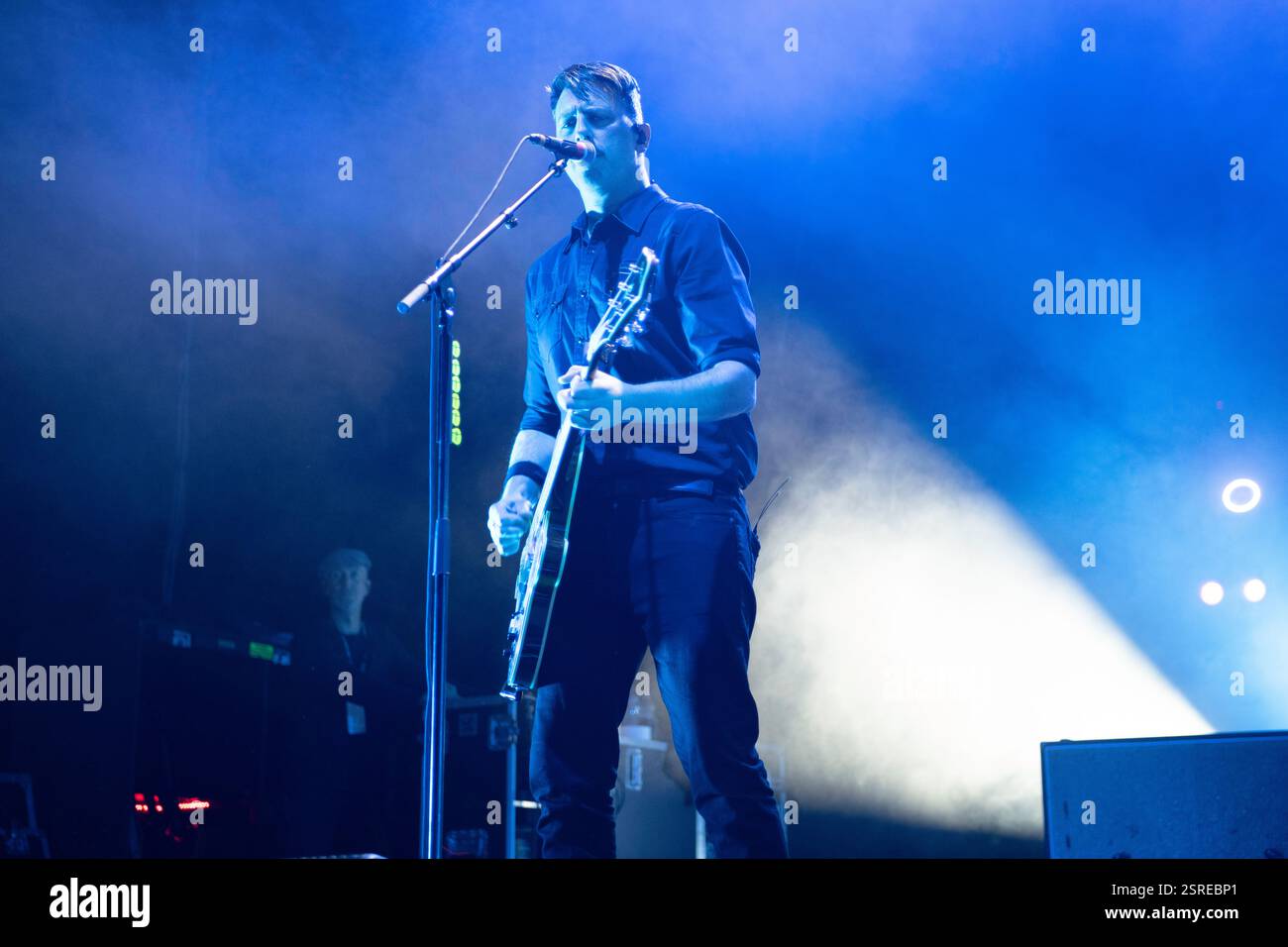 American Celtic punk e di Boston, Dropkick Murphys si esibiscono dal vivo al Max-Schmeling-Halle di Berlino, Germania Foto Stock