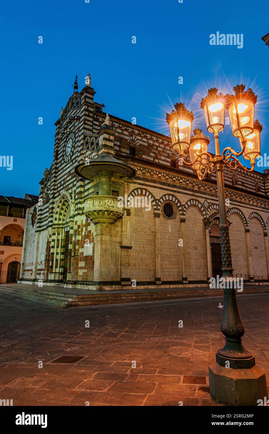 La Cattedrale di Santo Stefano è il principale luogo di culto cattolico della città di Prato, situata in Piazza del Duomo. Nel luglio 1996, Papa Giovanni Paolo i Foto Stock