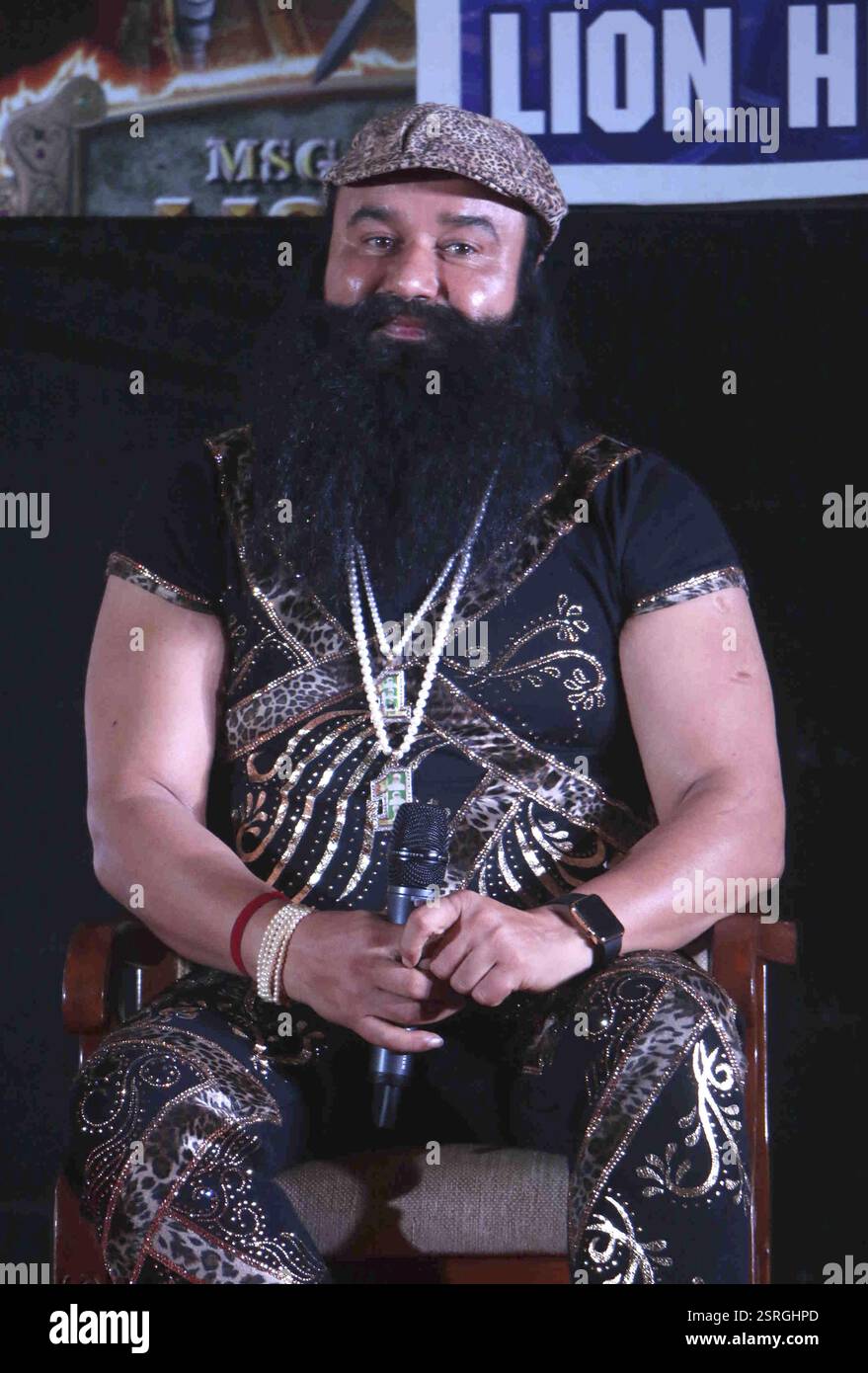 Dera Sacha Sauda (DSS) capo spirituale Gurmeet Ram Rahim Singh music lancio del film MSG il guerriero cuore di leone, in Mumbai Foto Stock