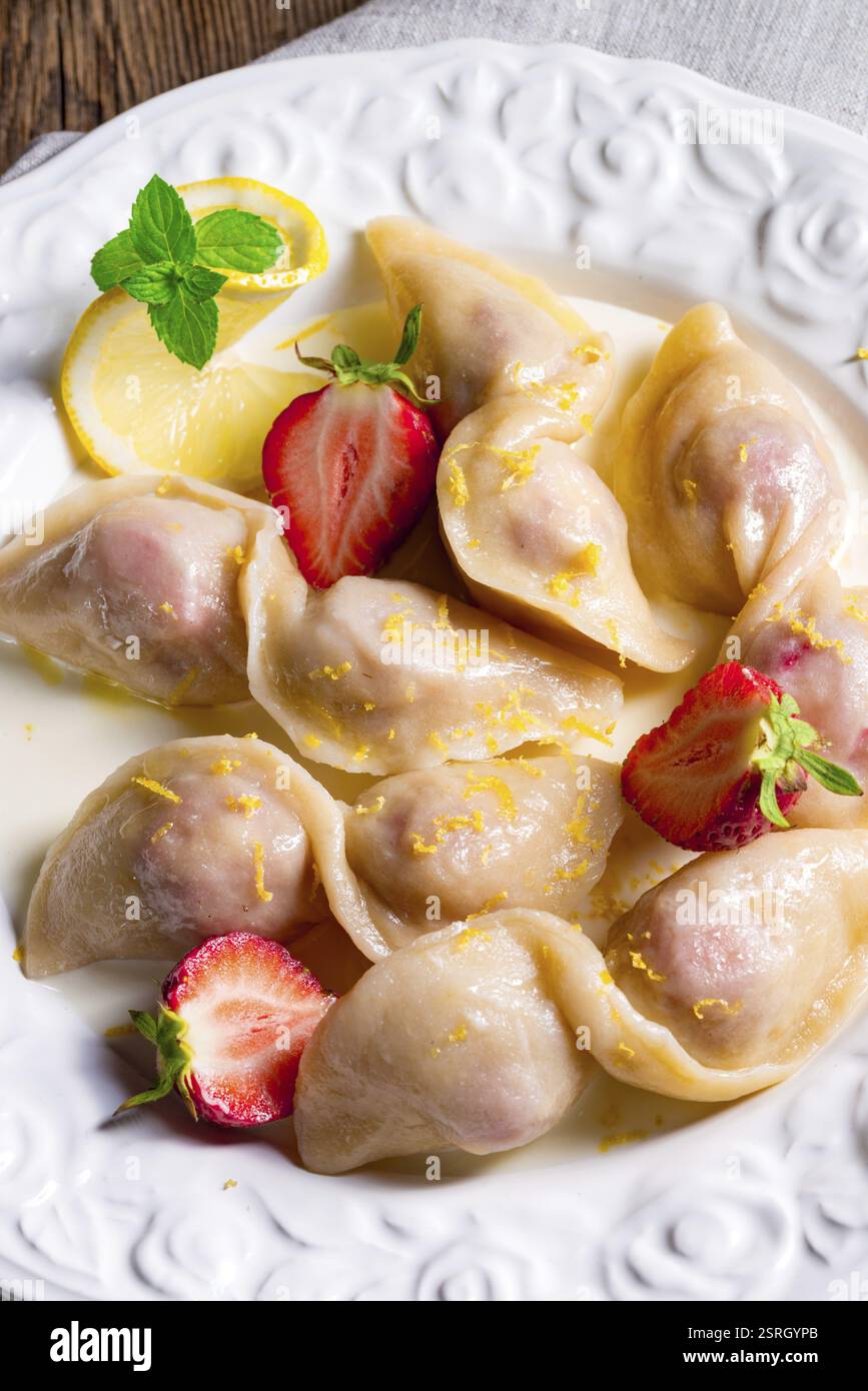 Pierogi con fragole Foto Stock