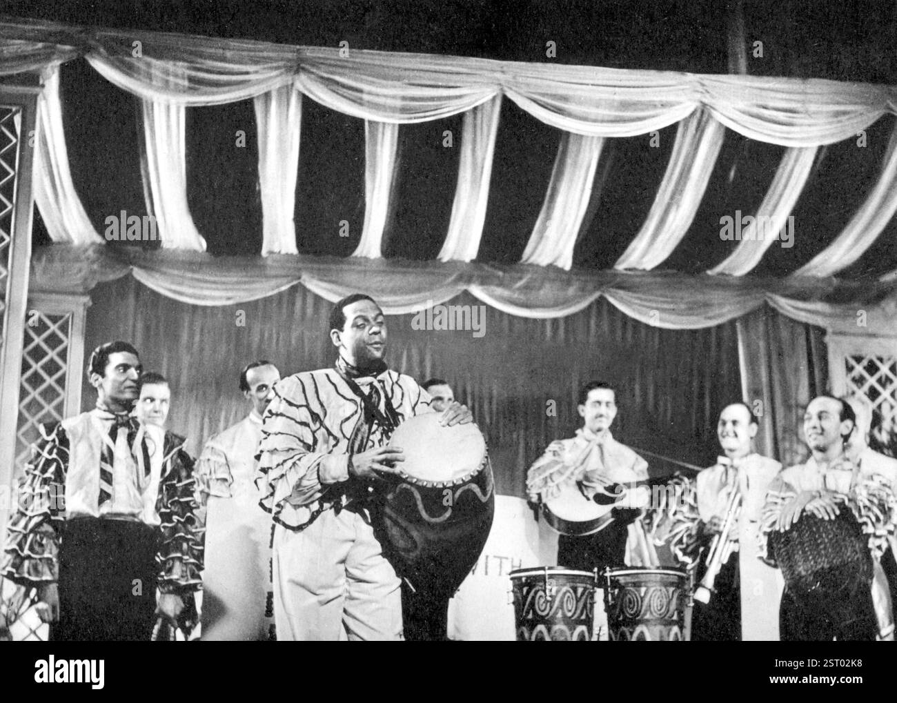 COSA FACCIAMO ADESSO  data: 1945 Foto Stock