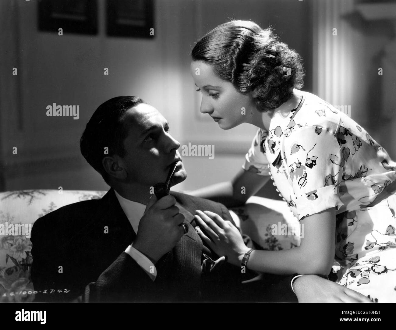 DARK ANGEL [US 1935] FRERIC MARCH, MERLE OBERON data: 1935 Foto Stock