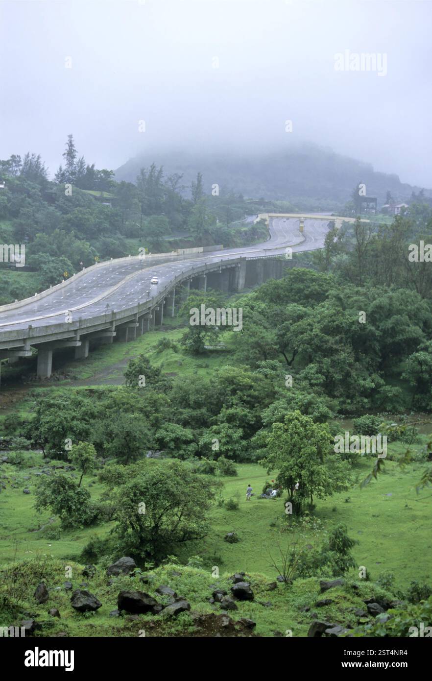 Veduta della Bombay Pune Freeway, khandala, Maharashtra, India, Asia Foto Stock