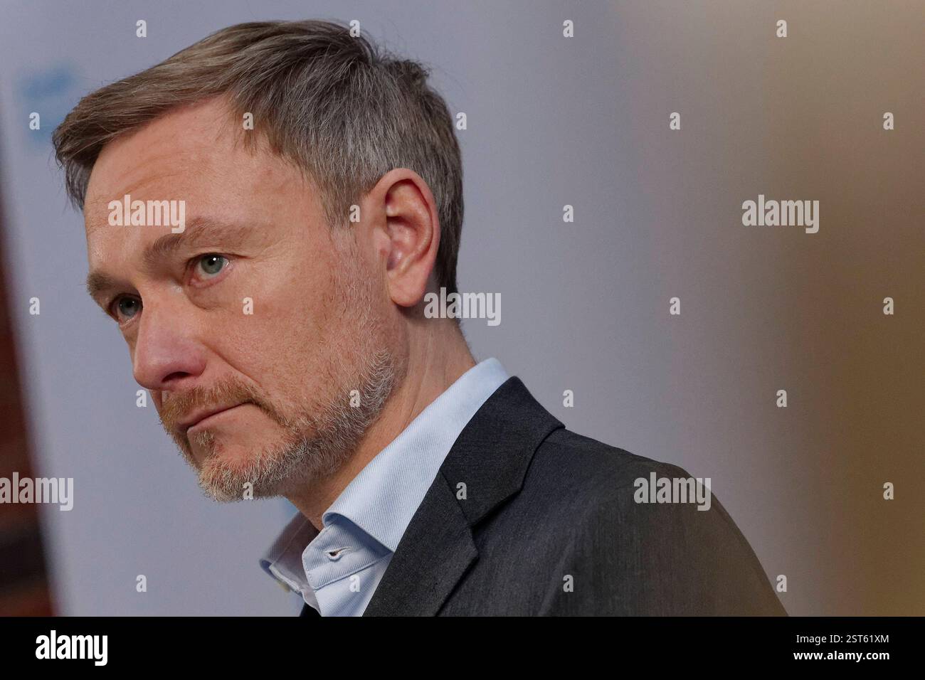FDP-Pressekonferenz zum Wahlkampf-Endspurt 2025-02-17 Deutschland, Berlin Pressekonferenz des FDP-Doppelgespanns Vorsitzender - Generalsekretär zum Wahlkampf-Endspurt. Im Bild Christian Lindner, Spitzenkandidat und Parteivorsitzender *** Conferenza stampa FDP sullo slancio finale della campagna elettorale del 2025 02 17 Germania, conferenza stampa di Berlino del doppio team del FDP Presidente Segretario generale sullo slancio finale della campagna elettorale nel quadro Christian Lindner, primo candidato e presidente del partito Foto Stock