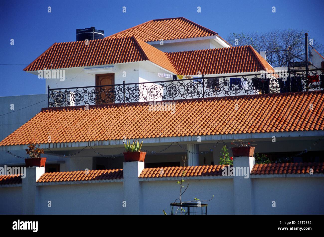 Bungalow, Dehra Dun, Uttaranchal, India, Asia Foto Stock