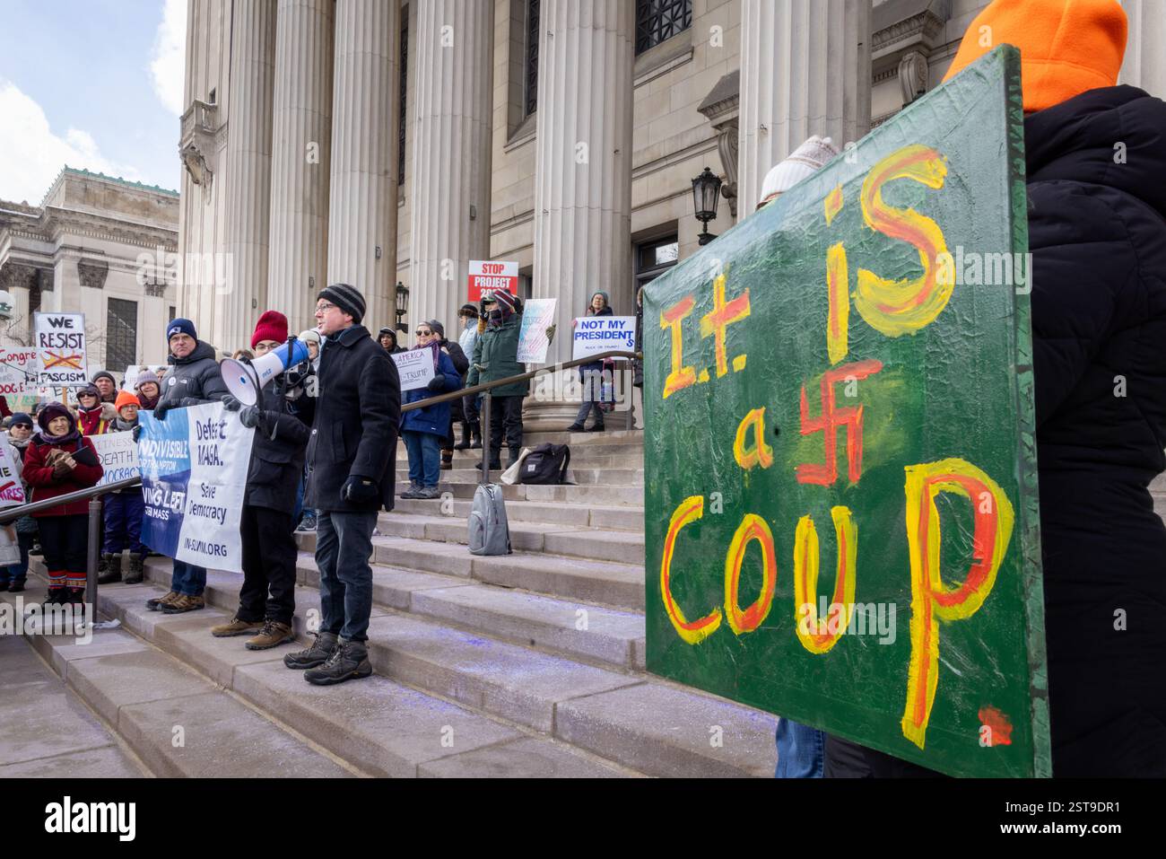 Protesta del Presidents Day contro Trump e Musk Foto Stock