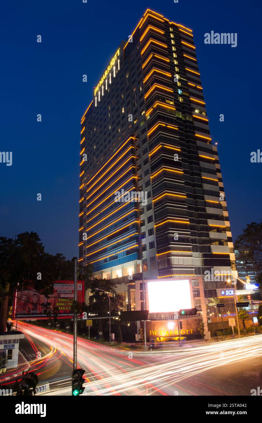 Uno splendido grattacielo nel centro della città Foto Stock