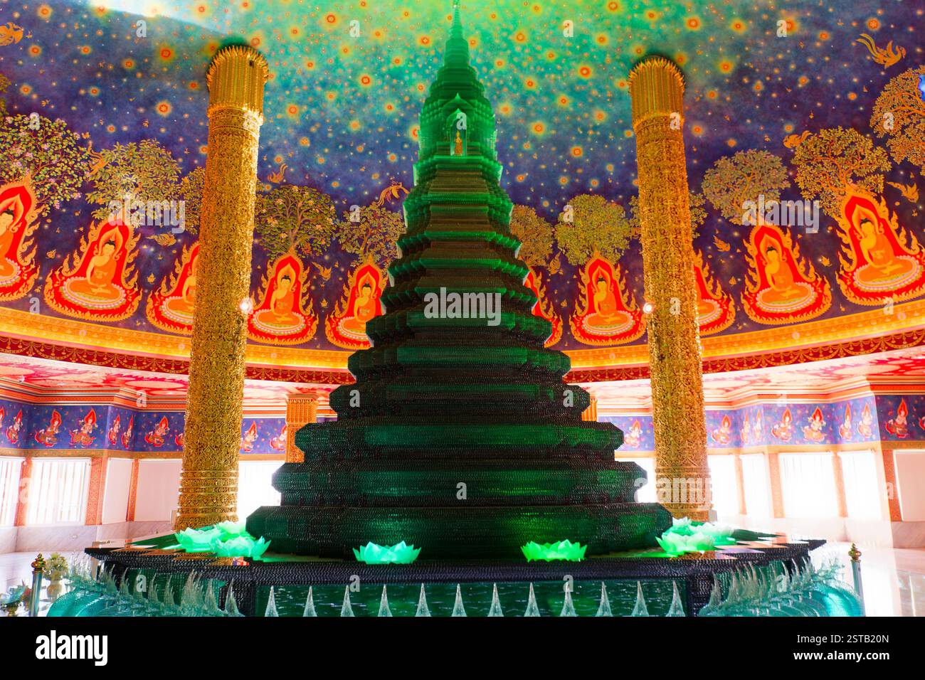 Wat Pak Nam Phasi Charoen Bangkok Tailandia Foto Stock