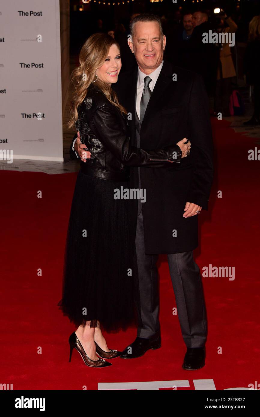 Rita Wilson ,Tom Hanks frequentando premiere europeo del POST all'Odeon Leicester Square Londra Mercoledì 10 Gennaio, 2018 Foto Stock